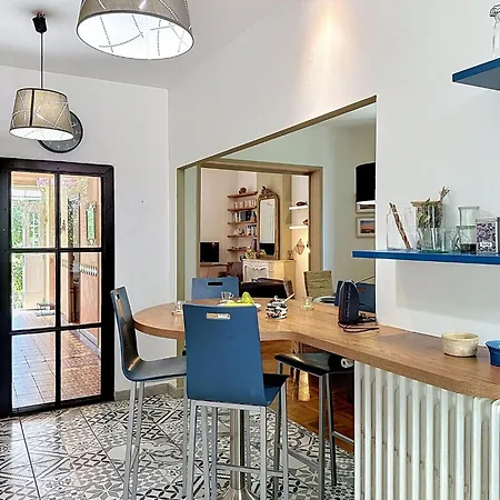 别墅 Piscine - Aigues-vives By Interhome