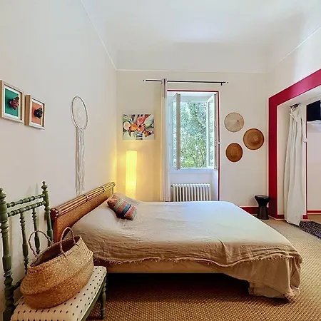 Piscine - Aigues-vives By Interhome * エギュ・ヴィーヴ
