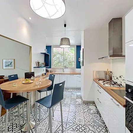 Piscine - Aigues-vives By Interhome エギュ・ヴィーヴ