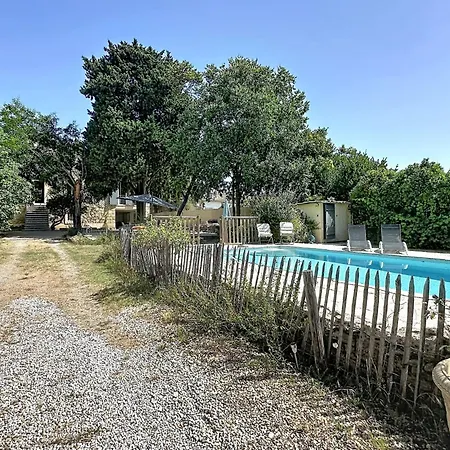 Piscine - Aigues-vives By Interhome
